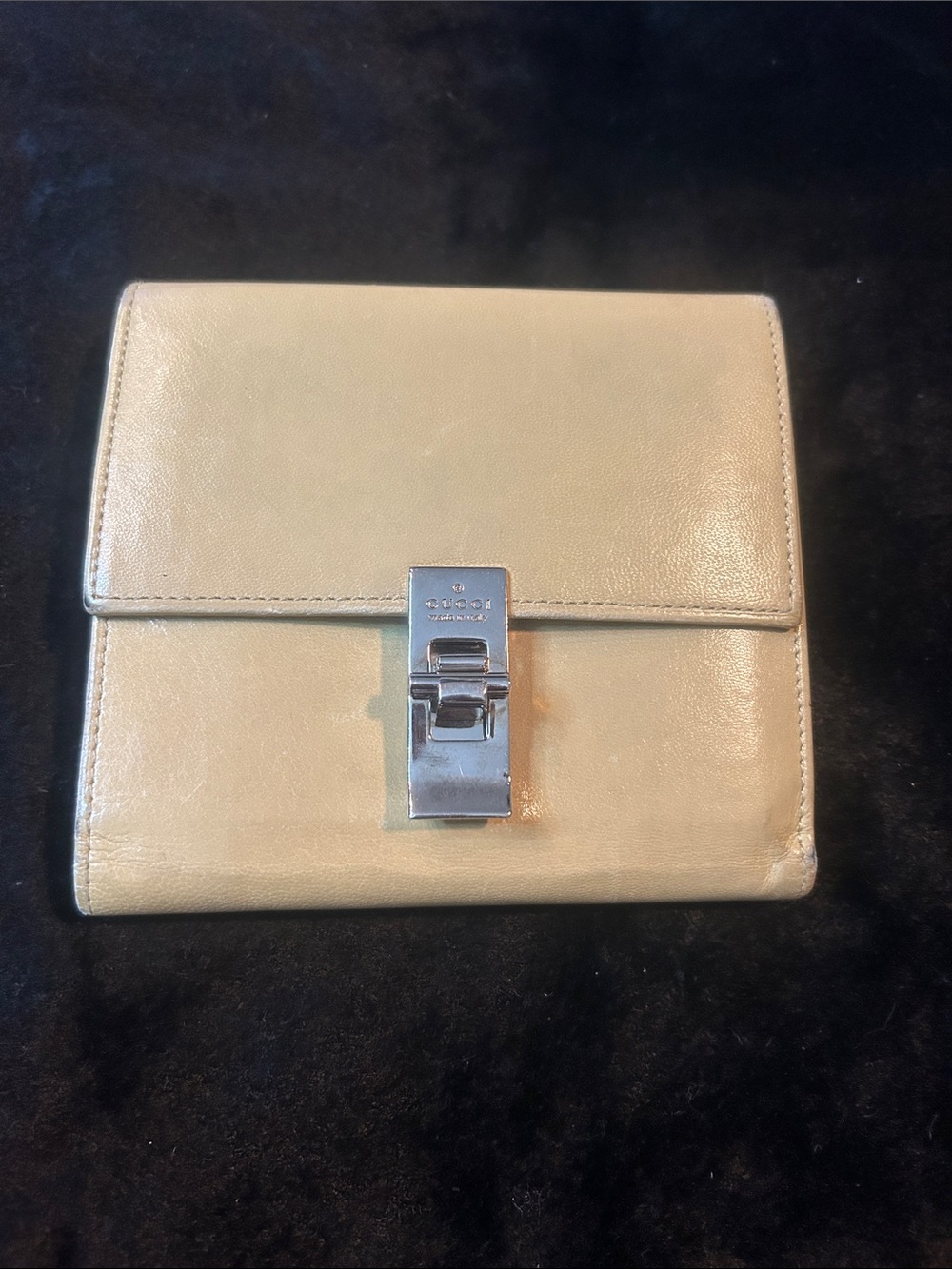 Gucci Beige Leather Compact Wallet with Silver Tone Lock